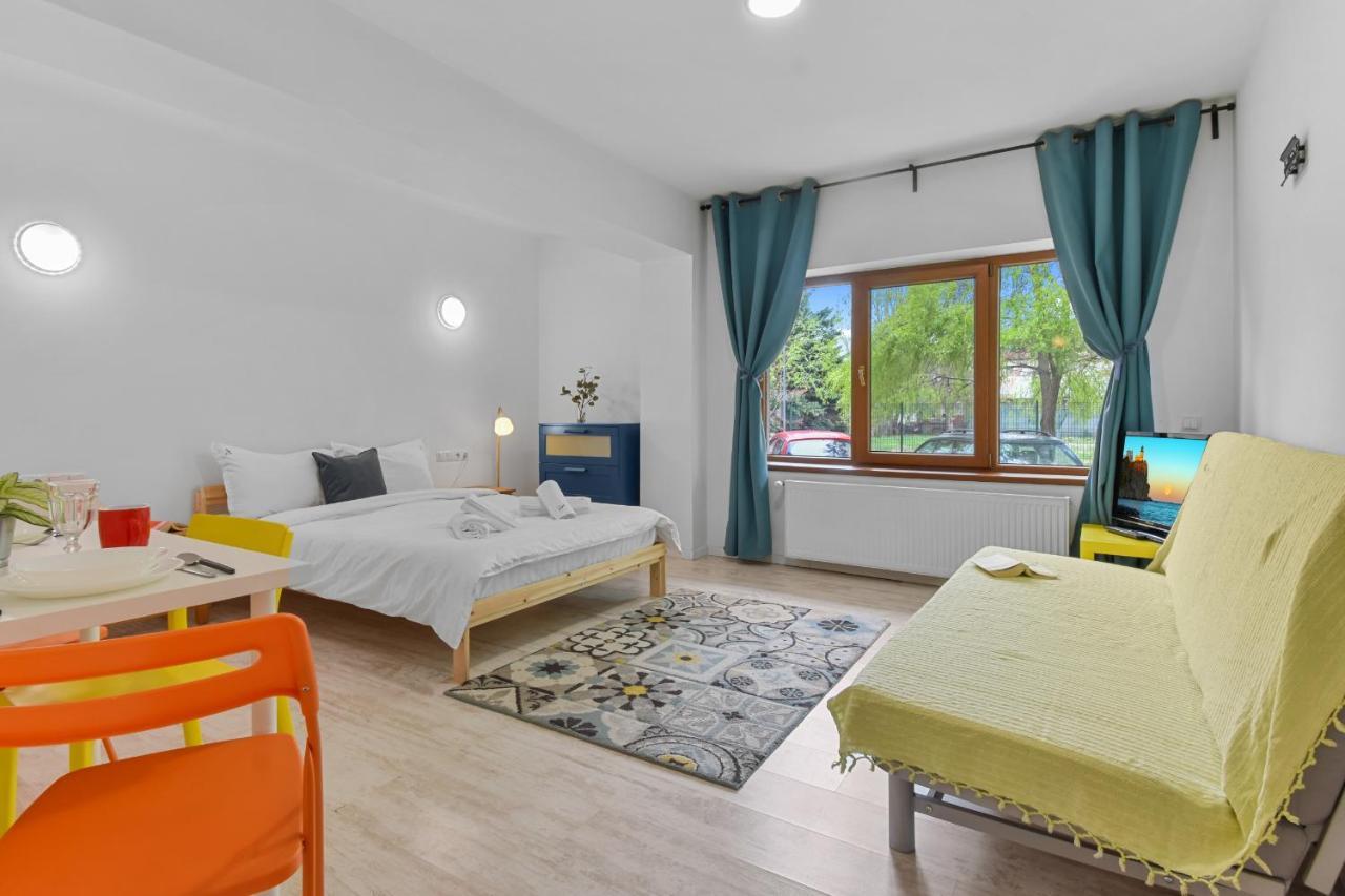 Homestay Otopeni Eksteriør billede