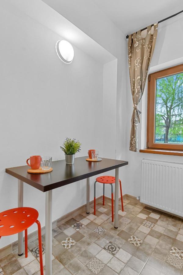 Homestay Otopeni Eksteriør billede